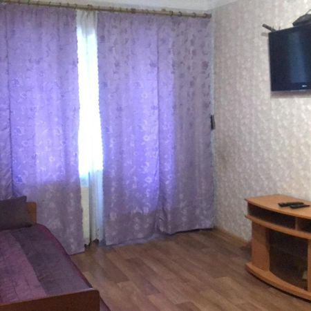 2К Апартаменты Возле Жд Вокзала И Академии 096-55-48-111 Khmelʼnytsʼkyy المظهر الخارجي الصورة